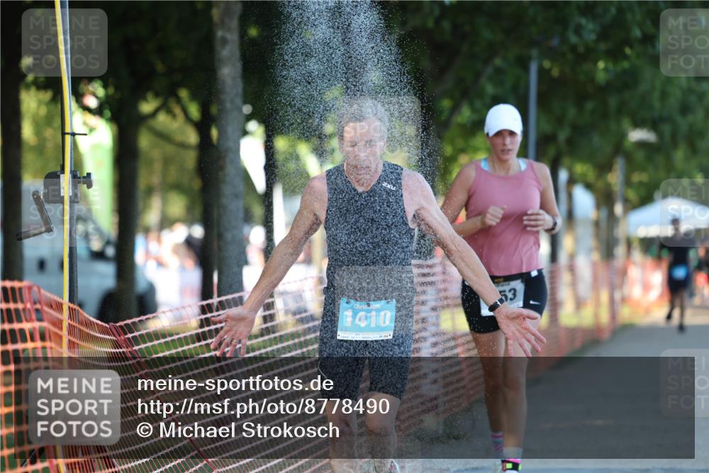 07.09.2025 - 19. Norderstedt Triathlon Michael Strokosch http://msf.ph/oto/8778490 07.09.2025 16:58:19 Laufen 955, 1410 meine-sportfotos.de
