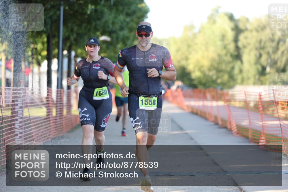 07.09.2025 - 19. Norderstedt Triathlon Michael Strokosch http://msf.ph/oto/8778539 07.09.2025 16:58:37 Laufen 947, 1558, 1560 meine-sportfotos.de