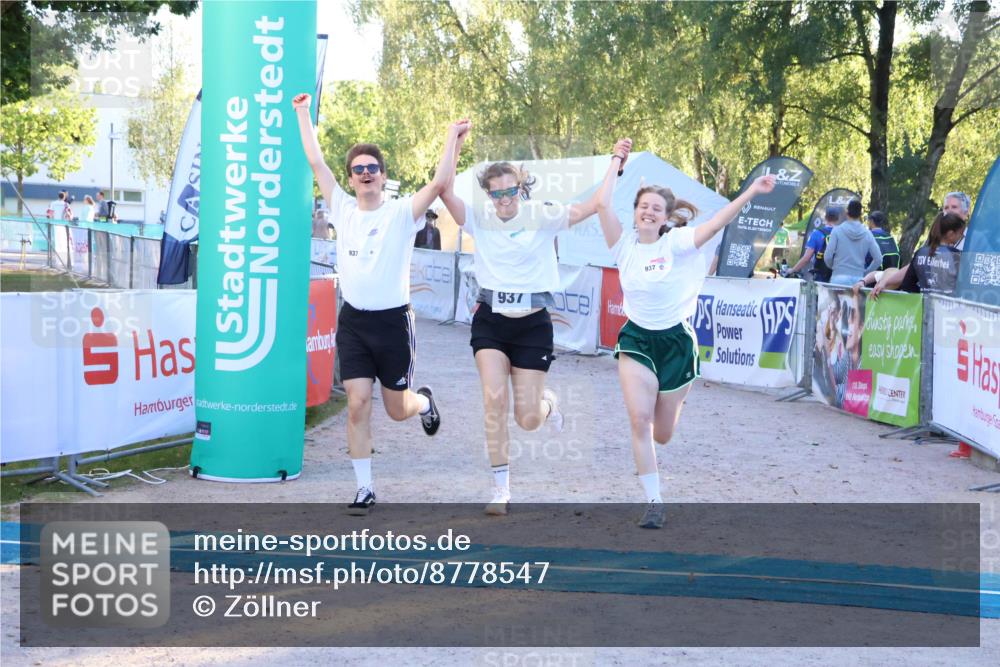 07.09.2025 - 19. Norderstedt Triathlon Zöllner http://msf.ph/oto/8778547 07.09.2025 17:22:34 Ziel 937 meine-sportfotos.de