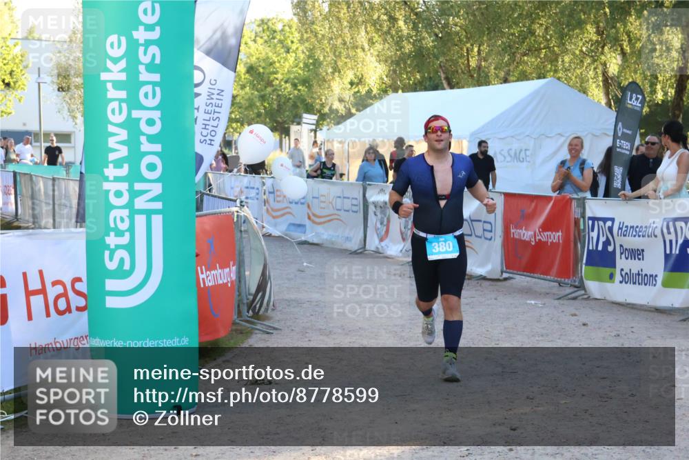 07.09.2025 - 19. Norderstedt Triathlon Zöllner http://msf.ph/oto/8778599 07.09.2025 17:23:50 Ziel 380 meine-sportfotos.de