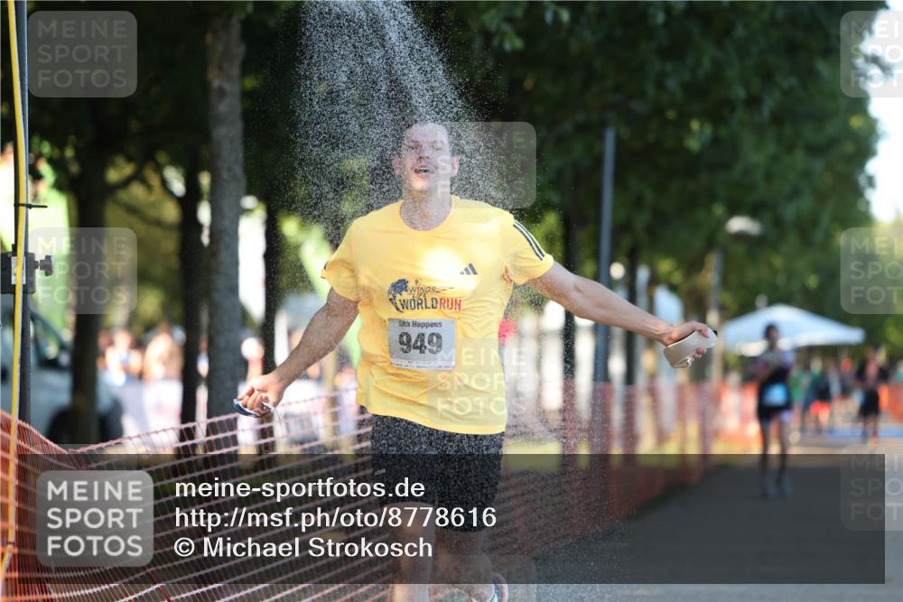07.09.2025 - 19. Norderstedt Triathlon Michael Strokosch http://msf.ph/oto/8778616 07.09.2025 16:58:53 Laufen 926, 945 meine-sportfotos.de