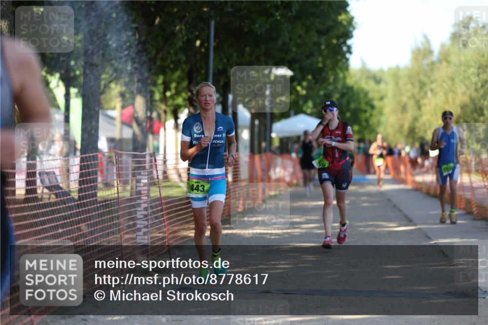 07.09.2025 - 19. Norderstedt Triathlon Michael Strokosch http://msf.ph/oto/8778617 07.09.2025 15:55:25 Laufen 439, 443, 450, 1510 meine-sportfotos.de