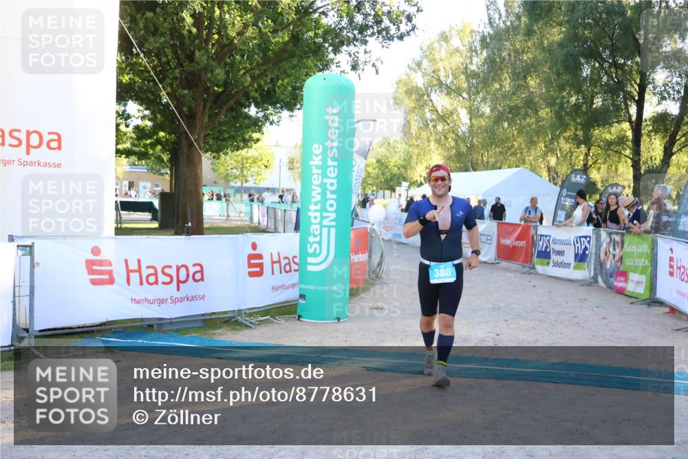 07.09.2025 - 19. Norderstedt Triathlon Zöllner http://msf.ph/oto/8778631 07.09.2025 17:23:52 Ziel 380 meine-sportfotos.de