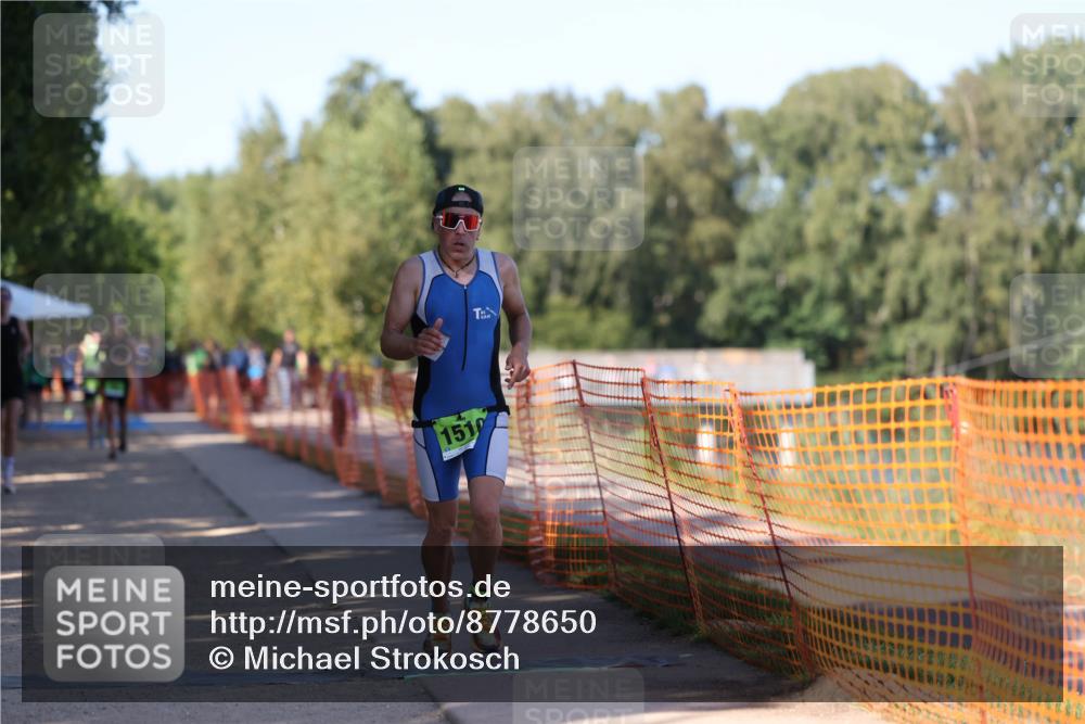 07.09.2025 - 19. Norderstedt Triathlon Michael Strokosch http://msf.ph/oto/8778650 07.09.2025 15:55:28 Laufen 439, 443, 1453, 1510 meine-sportfotos.de