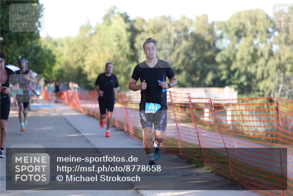 07.09.2025 - 19. Norderstedt Triathlon Michael Strokosch http://msf.ph/oto/8778658 07.09.2025 16:59:03 Laufen 401, 866, 926, 945, 1413 meine-sportfotos.de