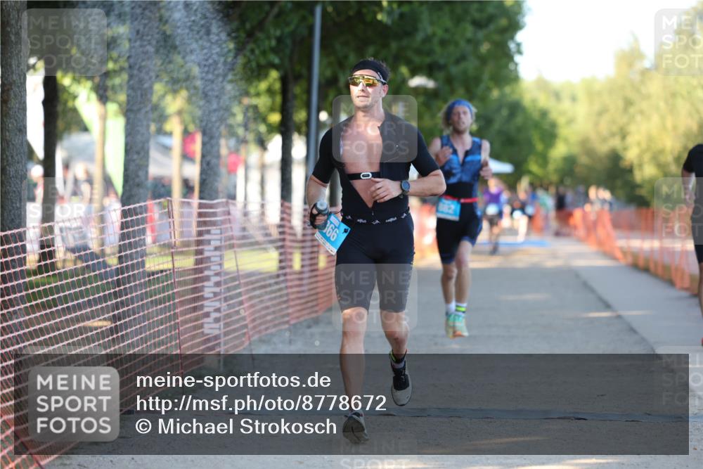 07.09.2025 - 19. Norderstedt Triathlon Michael Strokosch http://msf.ph/oto/8778672 07.09.2025 16:59:05 Laufen 401, 866, 926, 1413 meine-sportfotos.de