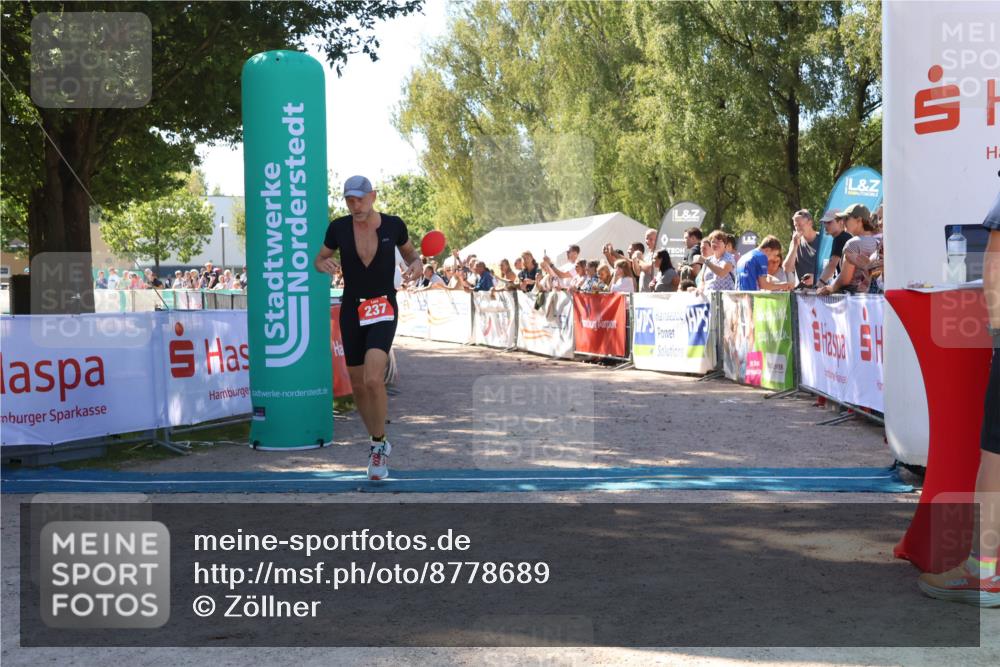 07.09.2025 - 19. Norderstedt Triathlon Zöllner http://msf.ph/oto/8778689 07.09.2025 12:31:44 Ziel 237 meine-sportfotos.de