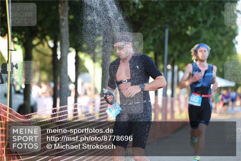 07.09.2025 - 19. Norderstedt Triathlon Michael Strokosch http://msf.ph/oto/8778696 07.09.2025 16:59:06 Laufen 401, 866, 1413 meine-sportfotos.de