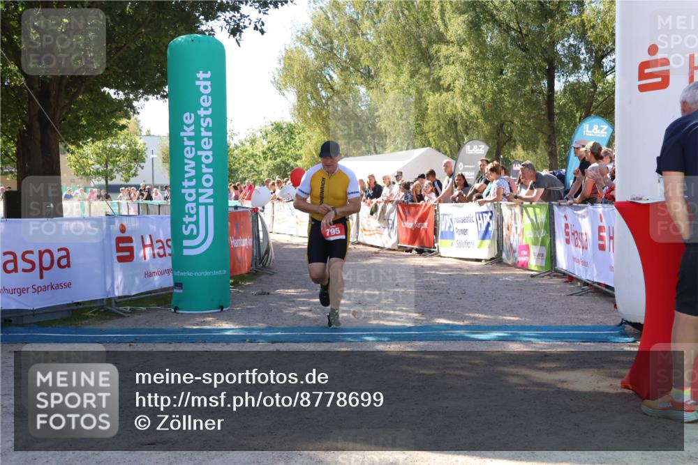 07.09.2025 - 19. Norderstedt Triathlon Zöllner http://msf.ph/oto/8778699 07.09.2025 12:32:19 Ziel 795 meine-sportfotos.de