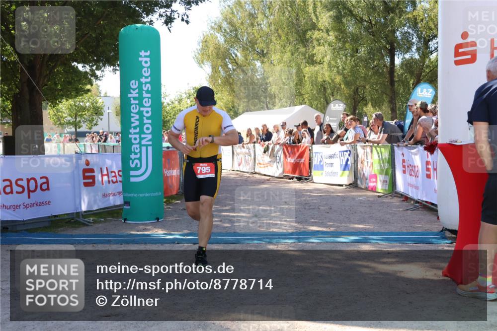 07.09.2025 - 19. Norderstedt Triathlon Zöllner http://msf.ph/oto/8778714 07.09.2025 12:32:20 Ziel 795 meine-sportfotos.de