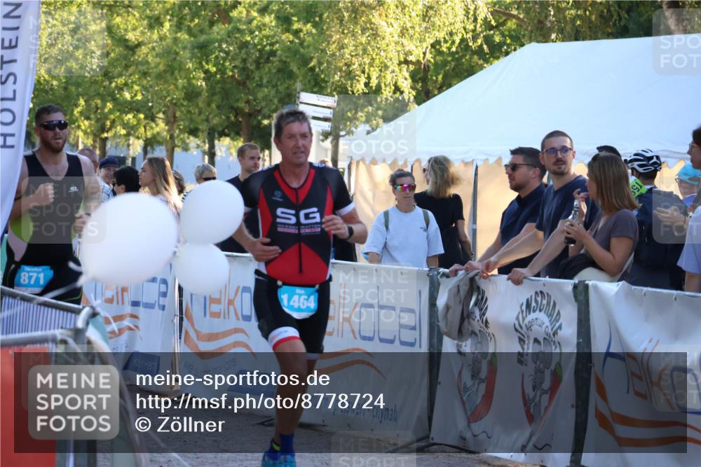 07.09.2025 - 19. Norderstedt Triathlon Zöllner http://msf.ph/oto/8778724 07.09.2025 17:25:58 Ziel 871, 1464 meine-sportfotos.de