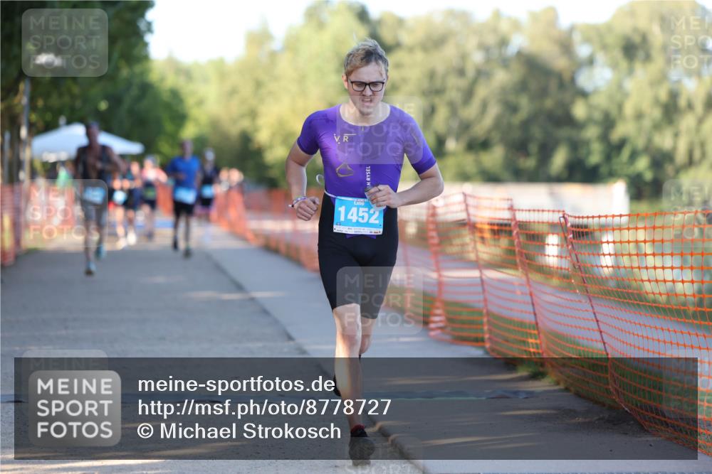 07.09.2025 - 19. Norderstedt Triathlon Michael Strokosch http://msf.ph/oto/8778727 07.09.2025 16:59:19 Laufen 1452 meine-sportfotos.de
