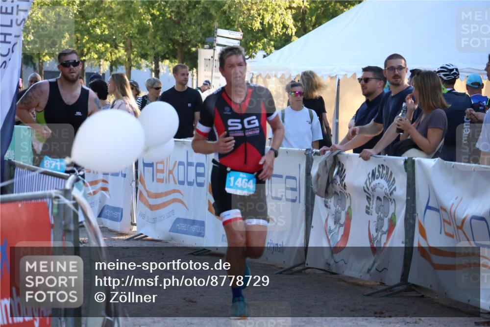 07.09.2025 - 19. Norderstedt Triathlon Zöllner http://msf.ph/oto/8778729 07.09.2025 17:25:58 Ziel 871, 1464 meine-sportfotos.de