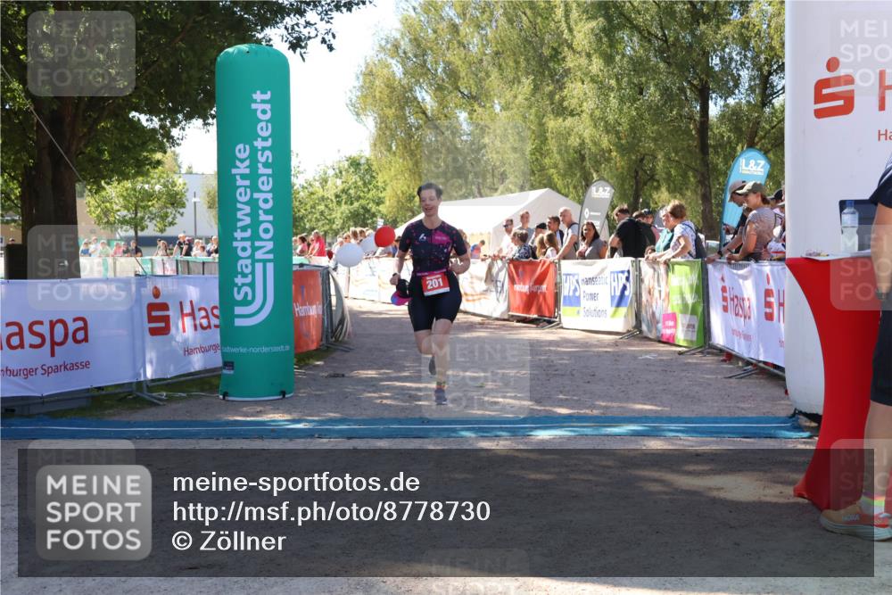 07.09.2025 - 19. Norderstedt Triathlon Zöllner http://msf.ph/oto/8778730 07.09.2025 12:32:38 Ziel 201 meine-sportfotos.de