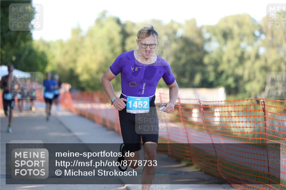 07.09.2025 - 19. Norderstedt Triathlon Michael Strokosch http://msf.ph/oto/8778733 07.09.2025 16:59:19 Laufen 1452 meine-sportfotos.de