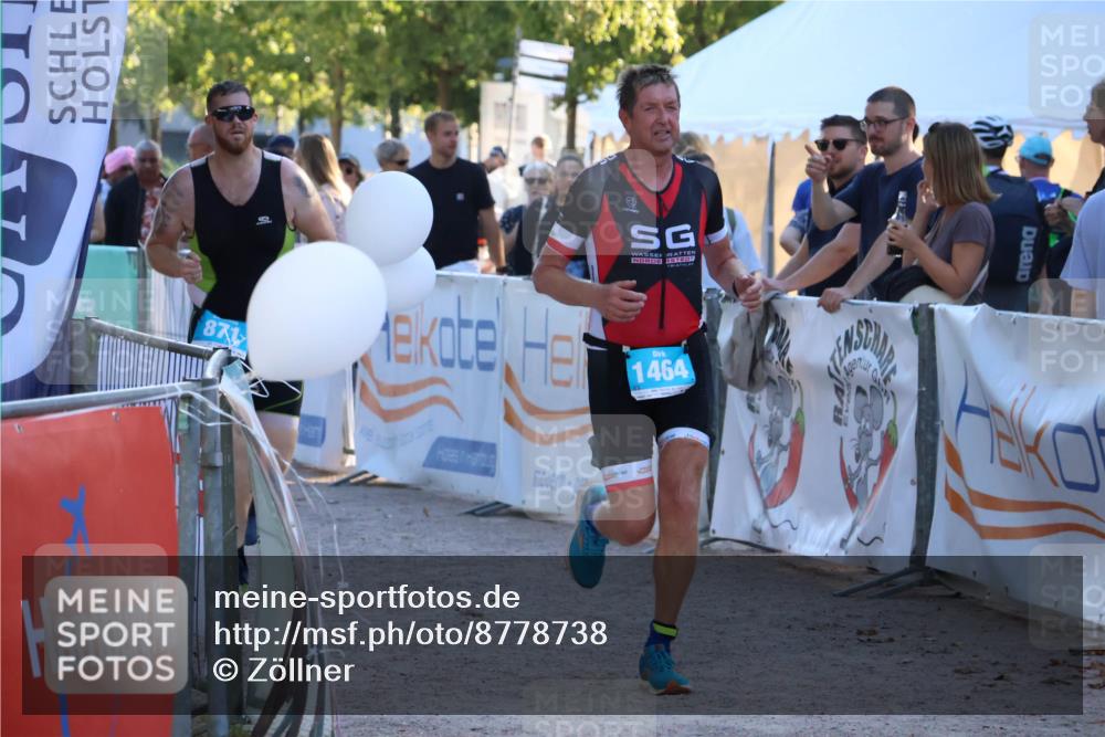 07.09.2025 - 19. Norderstedt Triathlon Zöllner http://msf.ph/oto/8778738 07.09.2025 17:25:58 Ziel 871, 1464 meine-sportfotos.de