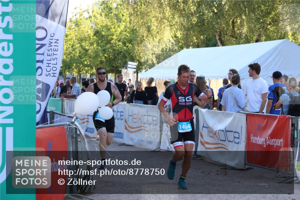 07.09.2025 - 19. Norderstedt Triathlon Zöllner http://msf.ph/oto/8778750 07.09.2025 17:25:59 Ziel 871, 1464 meine-sportfotos.de