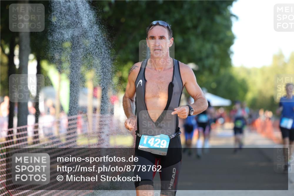 07.09.2025 - 19. Norderstedt Triathlon Michael Strokosch http://msf.ph/oto/8778762 07.09.2025 16:59:24 Laufen 890, 1045, 1568 meine-sportfotos.de