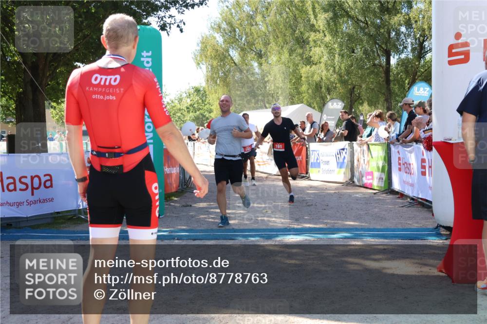 07.09.2025 - 19. Norderstedt Triathlon Zöllner http://msf.ph/oto/8778763 07.09.2025 12:33:44 Ziel 191, 782, 801, 1223 meine-sportfotos.de