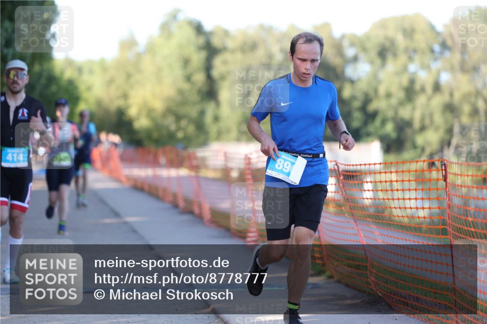 07.09.2025 - 19. Norderstedt Triathlon Michael Strokosch http://msf.ph/oto/8778777 07.09.2025 16:59:28 Laufen 890, 923, 1045, 1568 meine-sportfotos.de
