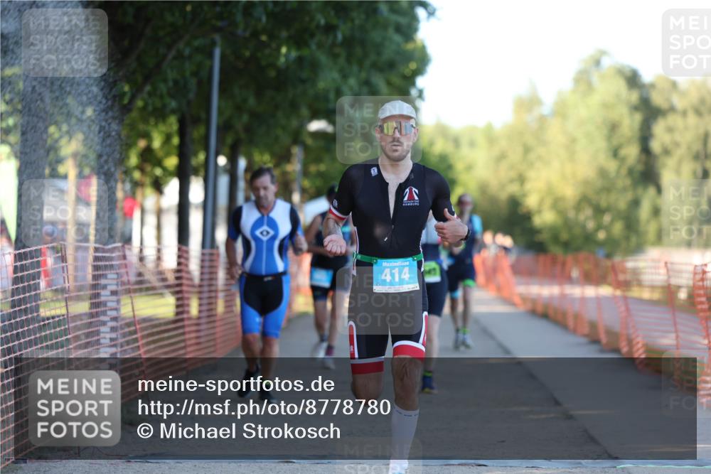 07.09.2025 - 19. Norderstedt Triathlon Michael Strokosch http://msf.ph/oto/8778780 07.09.2025 16:59:28 Laufen 890, 923, 1045, 1568 meine-sportfotos.de