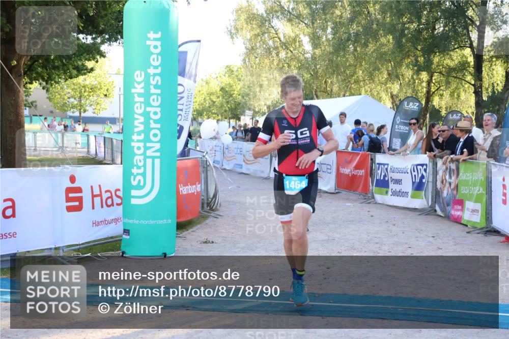 07.09.2025 - 19. Norderstedt Triathlon Zöllner http://msf.ph/oto/8778790 07.09.2025 17:26:01 Ziel 871, 1464 meine-sportfotos.de