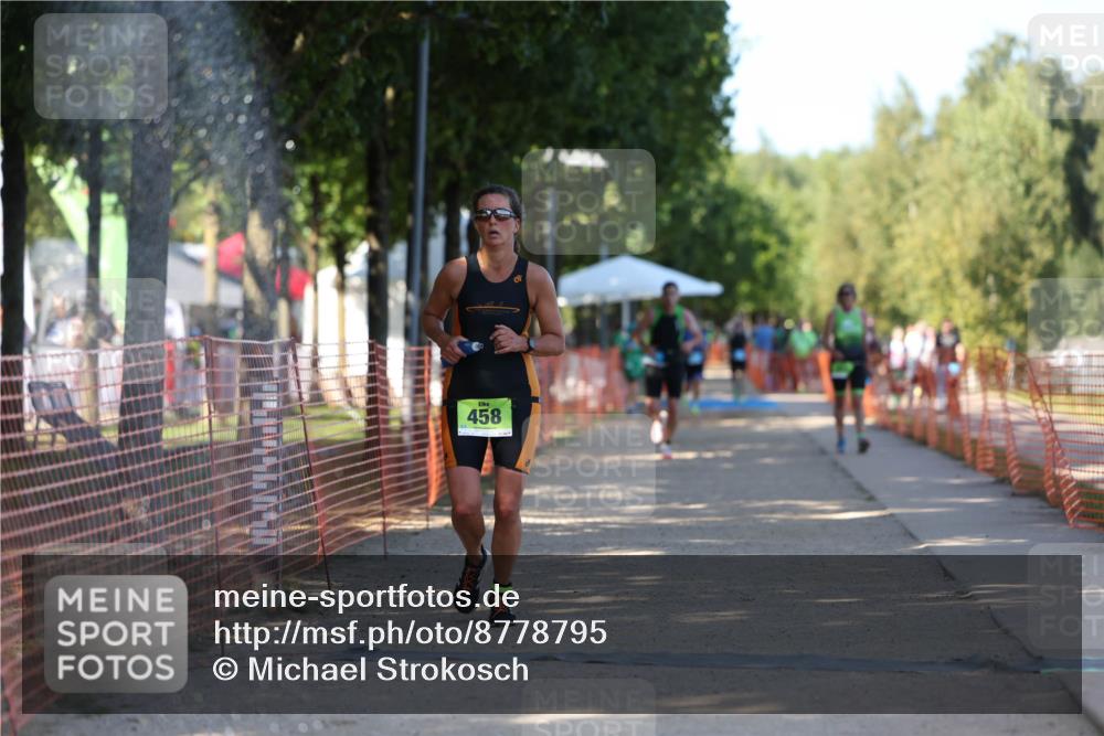 07.09.2025 - 19. Norderstedt Triathlon Michael Strokosch http://msf.ph/oto/8778795 07.09.2025 15:55:39 Laufen 458, 1453 meine-sportfotos.de