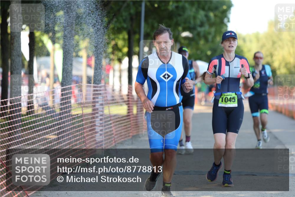 07.09.2025 - 19. Norderstedt Triathlon Michael Strokosch http://msf.ph/oto/8778813 07.09.2025 16:59:31 Laufen 890, 923, 1045, 1568 meine-sportfotos.de