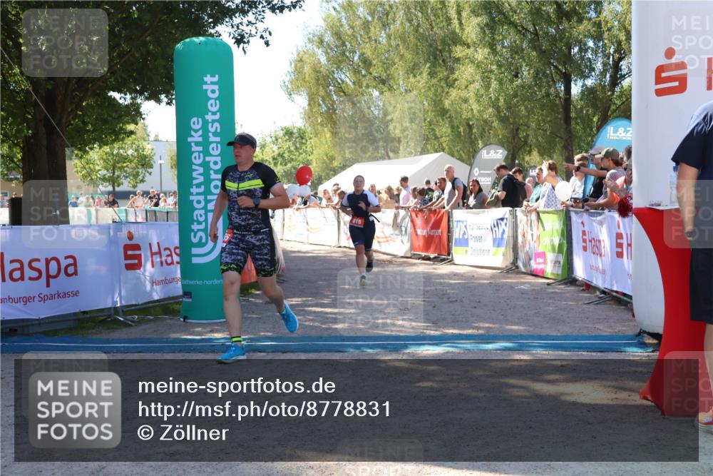 07.09.2025 - 19. Norderstedt Triathlon Zöllner http://msf.ph/oto/8778831 07.09.2025 12:33:51 Ziel 191, 782, 815, 1265 meine-sportfotos.de