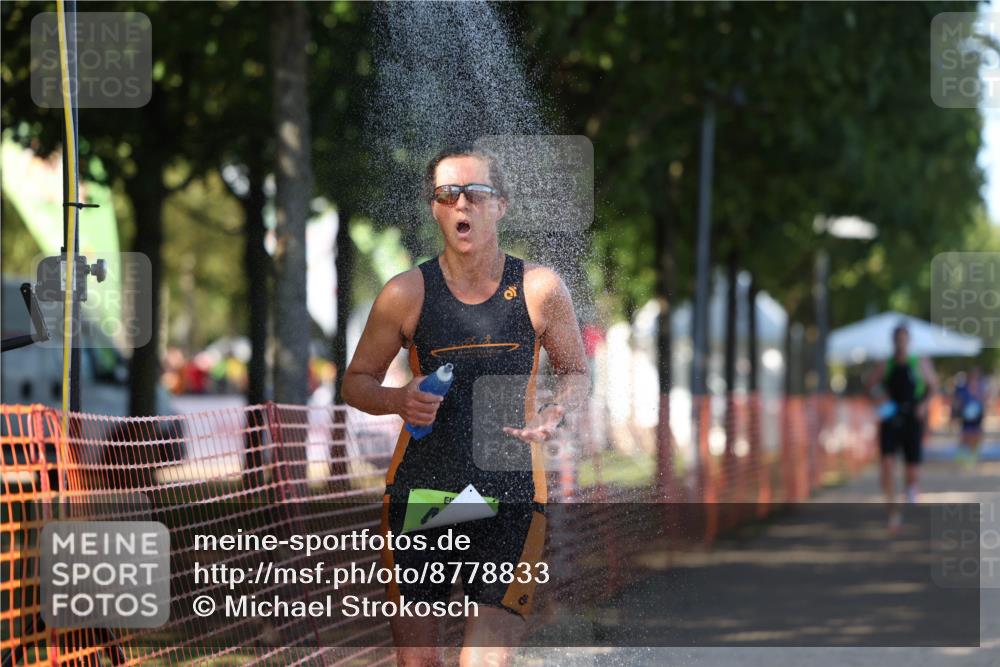 07.09.2025 - 19. Norderstedt Triathlon Michael Strokosch http://msf.ph/oto/8778833 07.09.2025 15:55:41 Laufen 458 meine-sportfotos.de