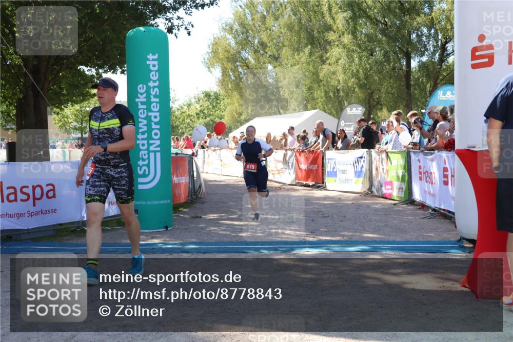 07.09.2025 - 19. Norderstedt Triathlon Zöllner http://msf.ph/oto/8778843 07.09.2025 12:33:52 Ziel 782, 815, 1265 meine-sportfotos.de