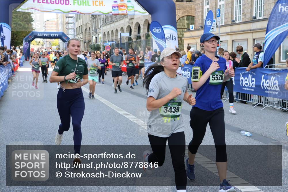 07.09.2025 - BARMER Alsterlauf Strokosch-Dieckow http://msf.ph/oto/8778846 07.09.2025 10:06:42 Ziel 2260, 2263, 2806, 2959, 2994, 3319, 3391, 3576, 3729, 3730, 3807, 3878, 3998, 4089, 4090, 4153, 4263, 4466, 4503, 4710, 4711, 4715, 4736, 4934, 5113, 5198, 5200, 5333, 5361, 5364, 5365, 5833, 6057, 6063, 6268, 6278, 8157, 8205, 8363 meine-sportfotos.de