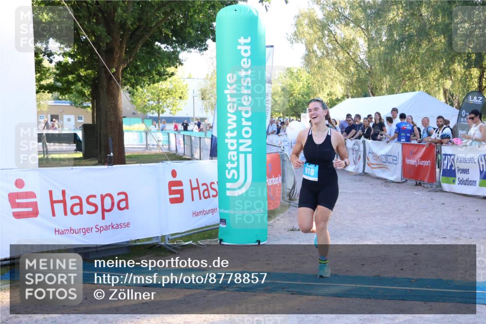 07.09.2025 - 19. Norderstedt Triathlon Zöllner http://msf.ph/oto/8778857 07.09.2025 17:27:17 Ziel 918 meine-sportfotos.de