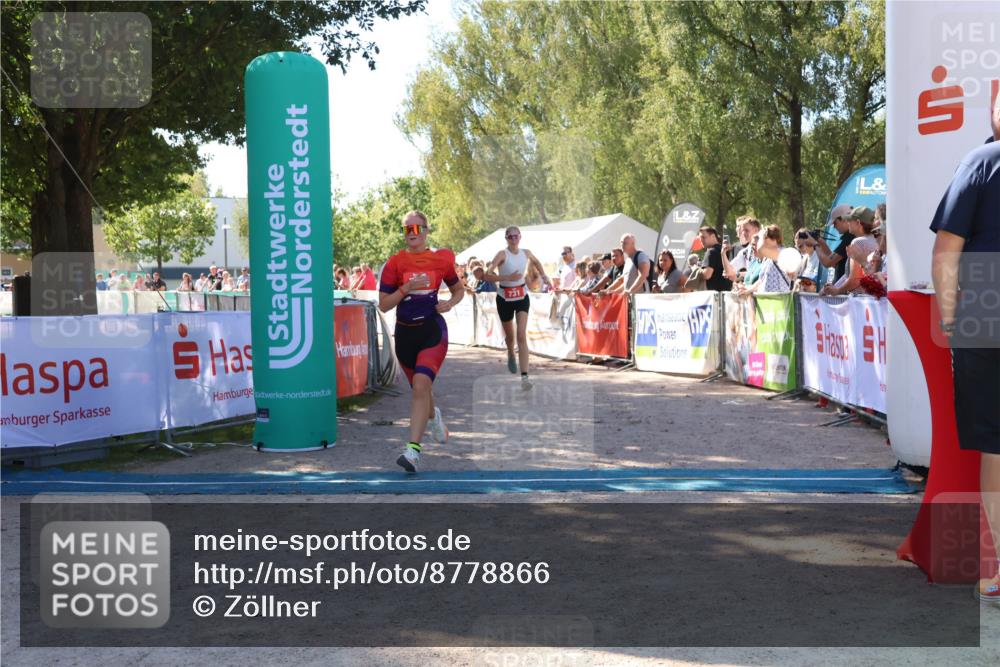 07.09.2025 - 19. Norderstedt Triathlon Zöllner http://msf.ph/oto/8778866 07.09.2025 12:33:58 Ziel 714, 731, 815 meine-sportfotos.de