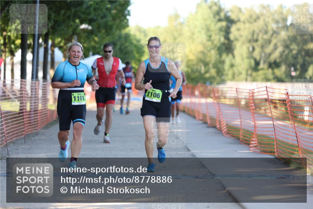 07.09.2025 - 19. Norderstedt Triathlon Michael Strokosch http://msf.ph/oto/8778886 07.09.2025 16:59:58 Laufen 894, 1101, 1106, 1423 meine-sportfotos.de