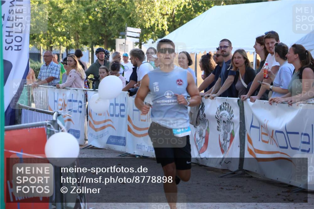 07.09.2025 - 19. Norderstedt Triathlon Zöllner http://msf.ph/oto/8778898 07.09.2025 17:28:21 Ziel 378 meine-sportfotos.de