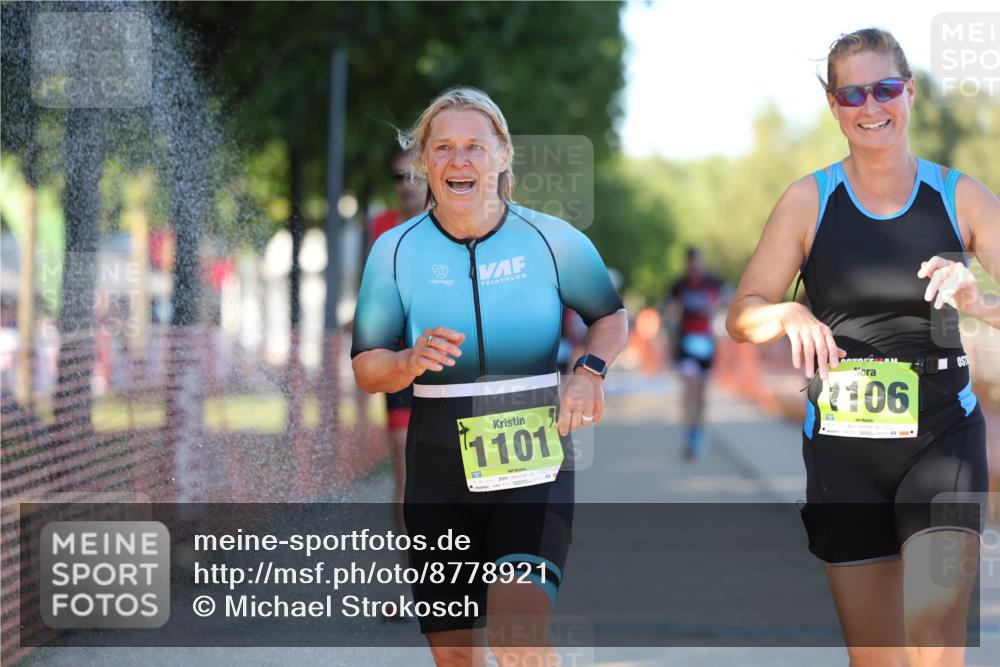 07.09.2025 - 19. Norderstedt Triathlon Michael Strokosch http://msf.ph/oto/8778921 07.09.2025 17:00:00 Laufen 894, 1101, 1106, 1423, 1464 meine-sportfotos.de
