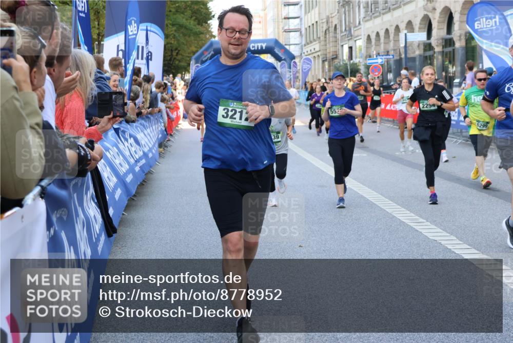 07.09.2025 - BARMER Alsterlauf Strokosch-Dieckow http://msf.ph/oto/8778952 07.09.2025 10:06:39 Ziel 2260, 2668, 2806, 2994, 3391, 3729, 3730, 3739, 3807, 3998, 4089, 4090, 4153, 4263, 4466, 4503, 4711, 4934, 5113, 5198, 5200, 5333, 5361, 5364, 5365, 5510, 5833, 6057, 6063, 6268, 6278, 8157, 8348 meine-sportfotos.de
