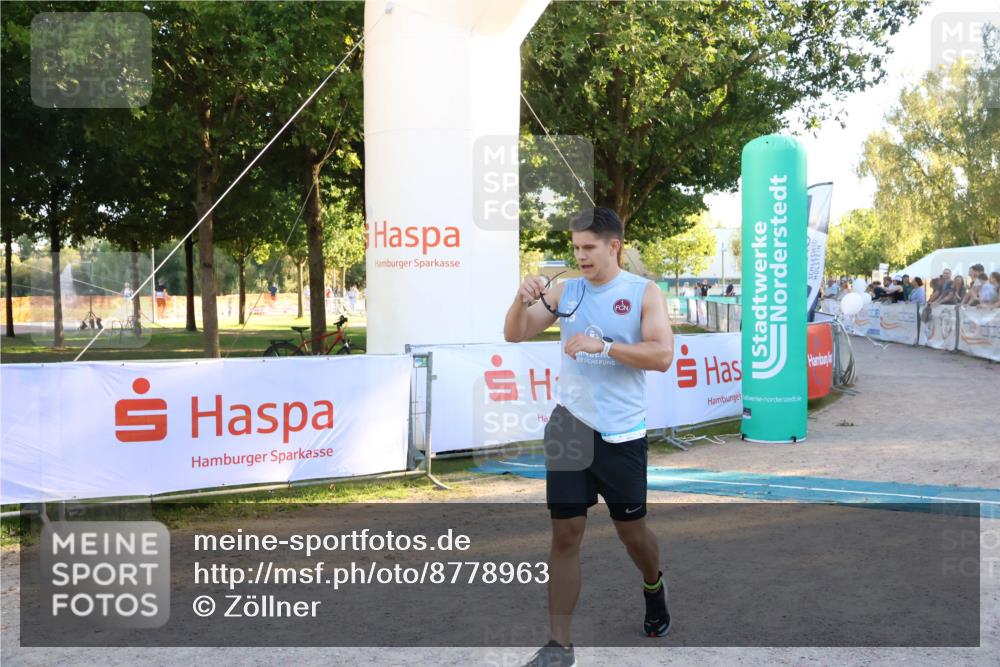 07.09.2025 - 19. Norderstedt Triathlon Zöllner http://msf.ph/oto/8778963 07.09.2025 17:28:26 Ziel 378 meine-sportfotos.de