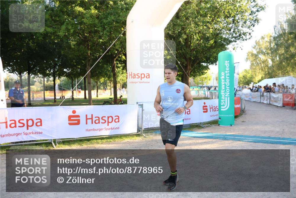 07.09.2025 - 19. Norderstedt Triathlon Zöllner http://msf.ph/oto/8778965 07.09.2025 17:28:26 Ziel 378 meine-sportfotos.de