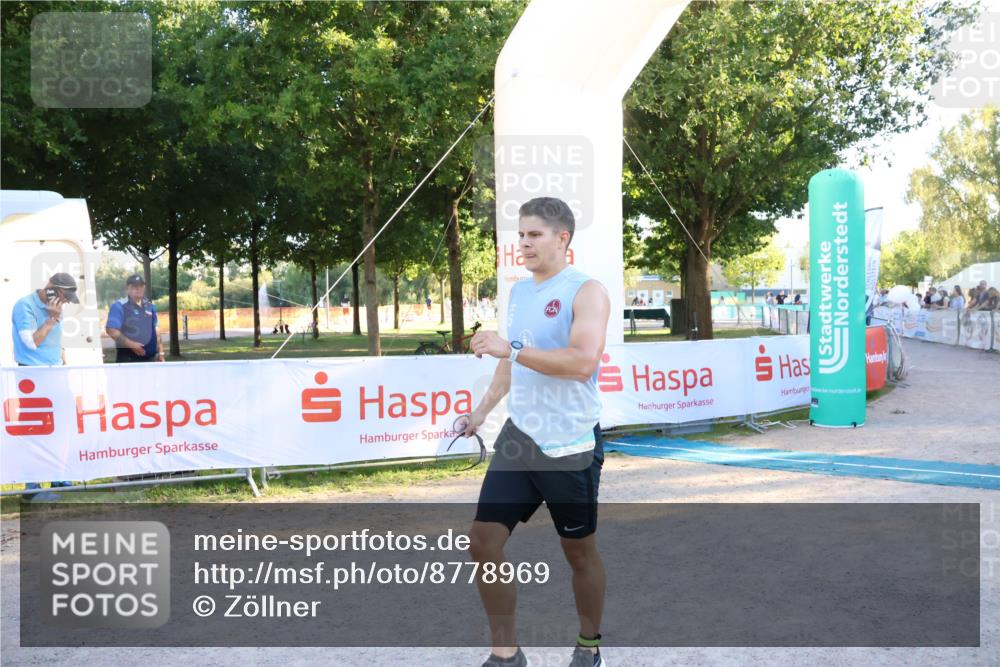 07.09.2025 - 19. Norderstedt Triathlon Zöllner http://msf.ph/oto/8778969 07.09.2025 17:28:26 Ziel 378 meine-sportfotos.de