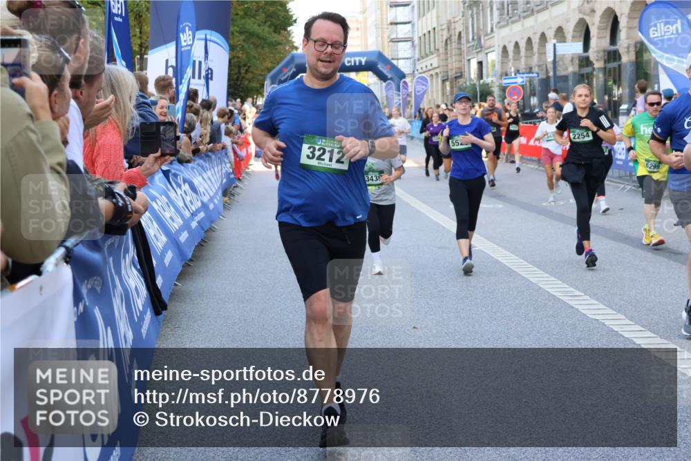 07.09.2025 - BARMER Alsterlauf Strokosch-Dieckow http://msf.ph/oto/8778976 07.09.2025 10:06:39 Ziel 2260, 2668, 2806, 2994, 3391, 3729, 3730, 3739, 3807, 3998, 4089, 4090, 4153, 4263, 4466, 4503, 4711, 4934, 5113, 5198, 5200, 5333, 5361, 5364, 5365, 5510, 5833, 6057, 6063, 6268, 6278, 8157, 8348 meine-sportfotos.de