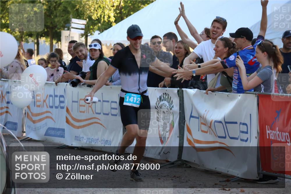 07.09.2025 - 19. Norderstedt Triathlon Zöllner http://msf.ph/oto/8779000 07.09.2025 17:28:49 Ziel 1412 meine-sportfotos.de