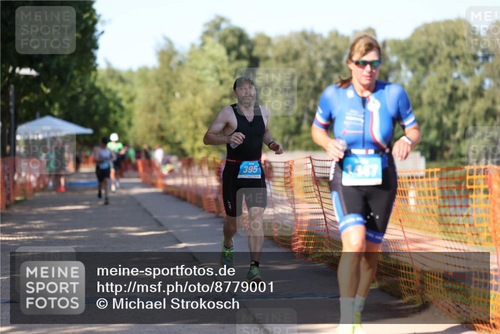07.09.2025 - 19. Norderstedt Triathlon Michael Strokosch http://msf.ph/oto/8779001 07.09.2025 15:56:00 Laufen 395, 1447 meine-sportfotos.de