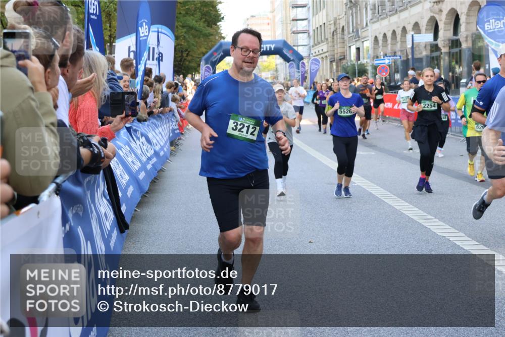 07.09.2025 - BARMER Alsterlauf Strokosch-Dieckow http://msf.ph/oto/8779017 07.09.2025 10:06:39 Ziel 2260, 2668, 2806, 2994, 3391, 3729, 3730, 3739, 3807, 3998, 4089, 4090, 4153, 4263, 4466, 4503, 4711, 4934, 5113, 5198, 5200, 5333, 5361, 5364, 5365, 5510, 5833, 6057, 6063, 6268, 6278, 8157, 8348 meine-sportfotos.de