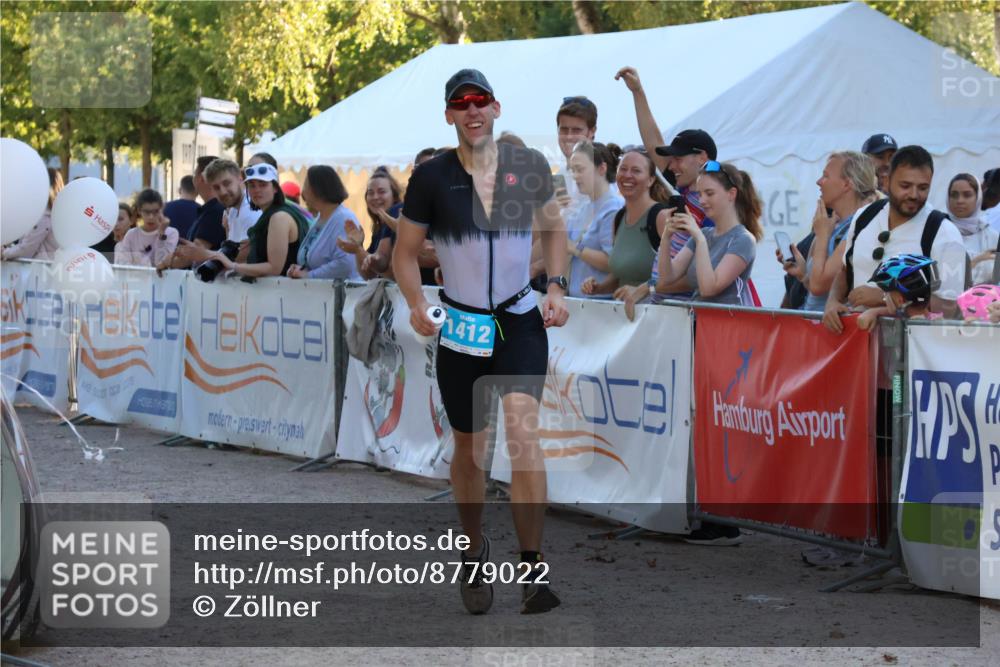 07.09.2025 - 19. Norderstedt Triathlon Zöllner http://msf.ph/oto/8779022 07.09.2025 17:28:50 Ziel 1412 meine-sportfotos.de