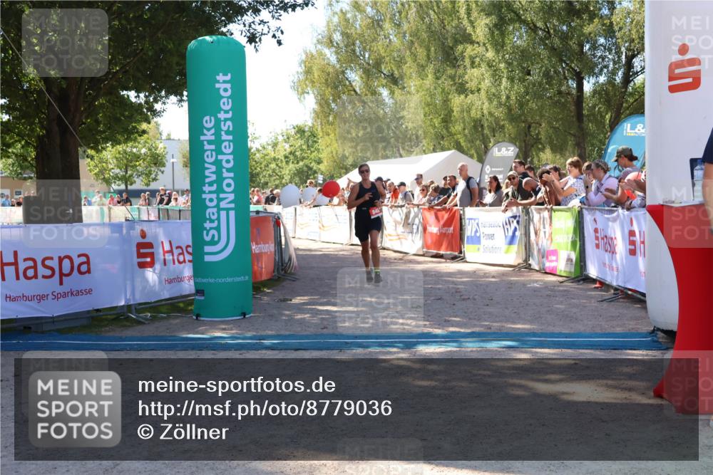 07.09.2025 - 19. Norderstedt Triathlon Zöllner http://msf.ph/oto/8779036 07.09.2025 12:35:54 Ziel 845 meine-sportfotos.de