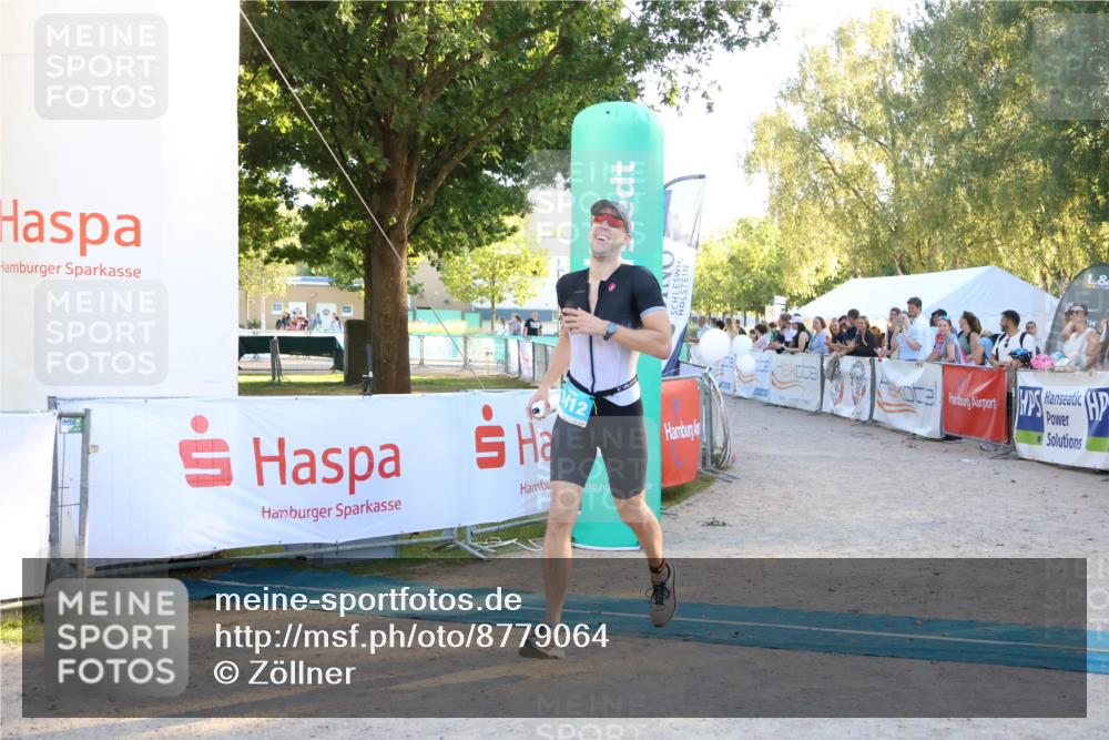 07.09.2025 - 19. Norderstedt Triathlon Zöllner http://msf.ph/oto/8779064 07.09.2025 17:28:53 Ziel 1412 meine-sportfotos.de