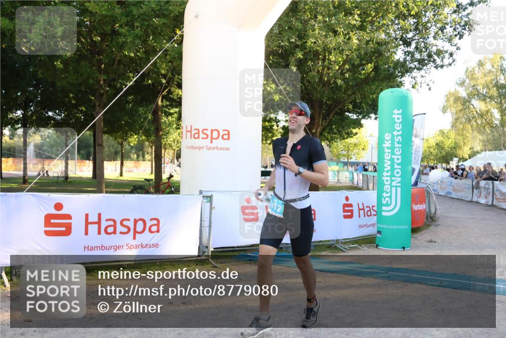 07.09.2025 - 19. Norderstedt Triathlon Zöllner http://msf.ph/oto/8779080 07.09.2025 17:28:54 Ziel 1412 meine-sportfotos.de