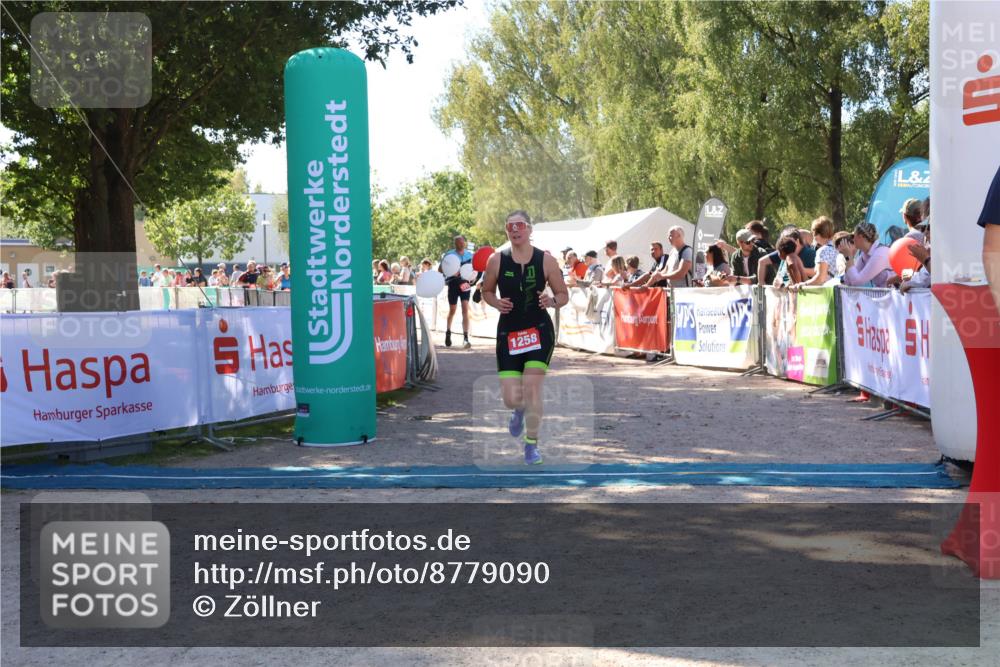 07.09.2025 - 19. Norderstedt Triathlon Zöllner http://msf.ph/oto/8779090 07.09.2025 12:36:37 Ziel 1258, 1319 meine-sportfotos.de